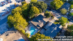 Building Photo - 767 E Myrtle St