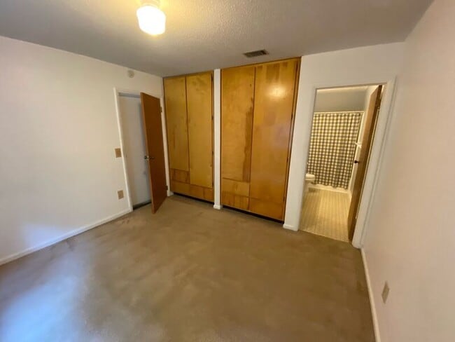 Building Photo - 150 Ligon St