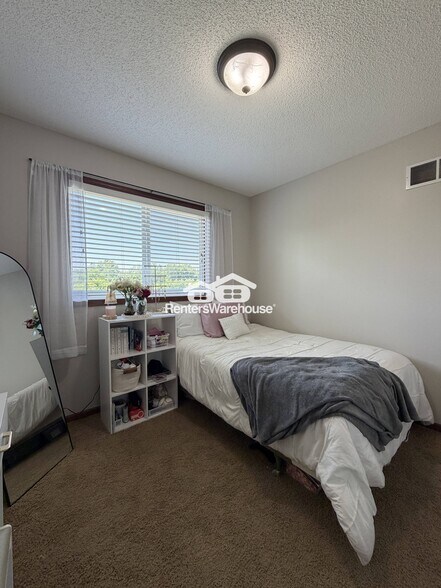 Building Photo - 16784 Olivine St NW