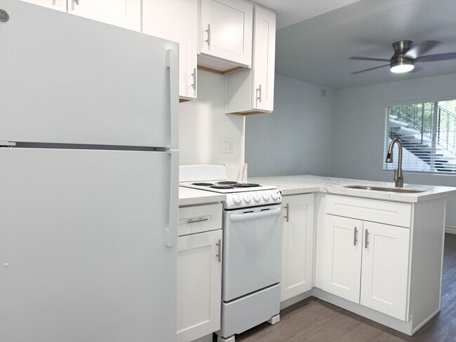 Interior Photo - University Place