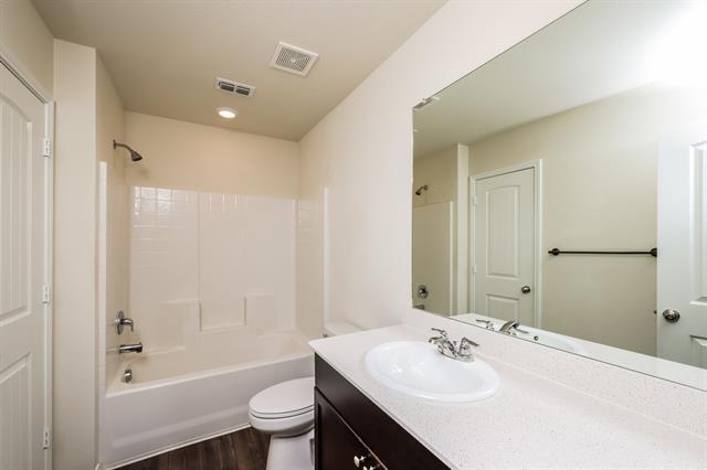 Building Photo - 4340 Johnstown Ln.