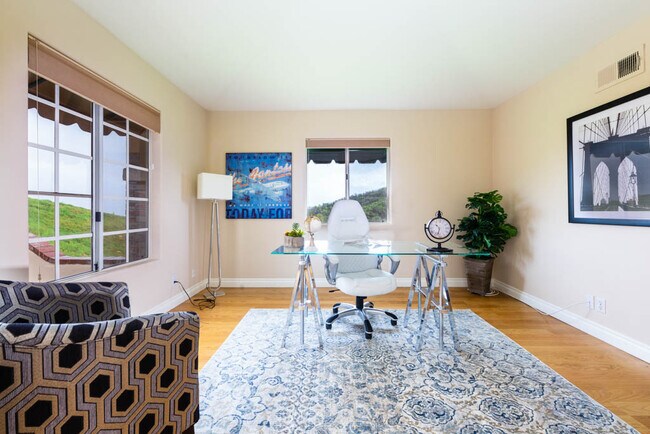 Building Photo - 20900 Bandera St