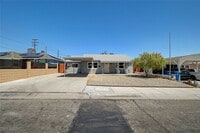 Building Photo - 1405 E Bridger Ave