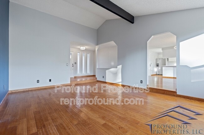 Building Photo - 19300 SW Hennig St