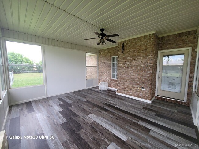 Building Photo - 77 Groves Ln