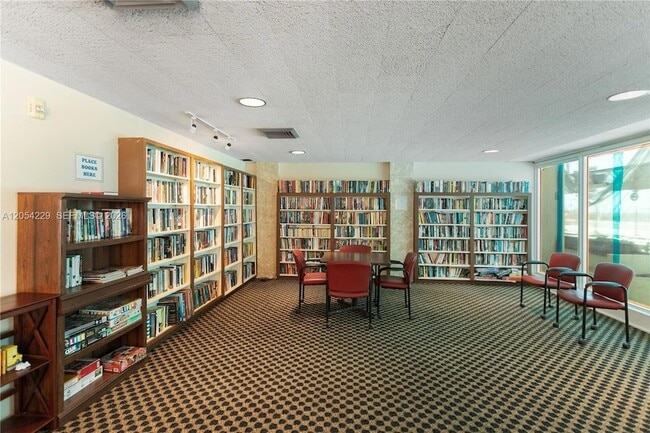 Building Photo - 4020 Galt Ocean Dr