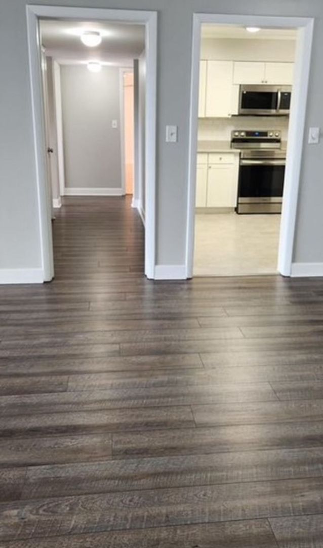 Building Photo - Newly Renovated Condo Located In Highly Desirable Area Of Forest Acres!