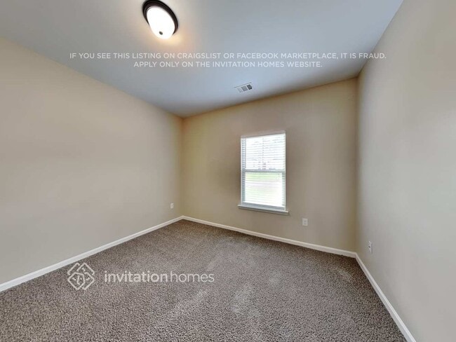 Building Photo - 150 Forrest Hills Dr