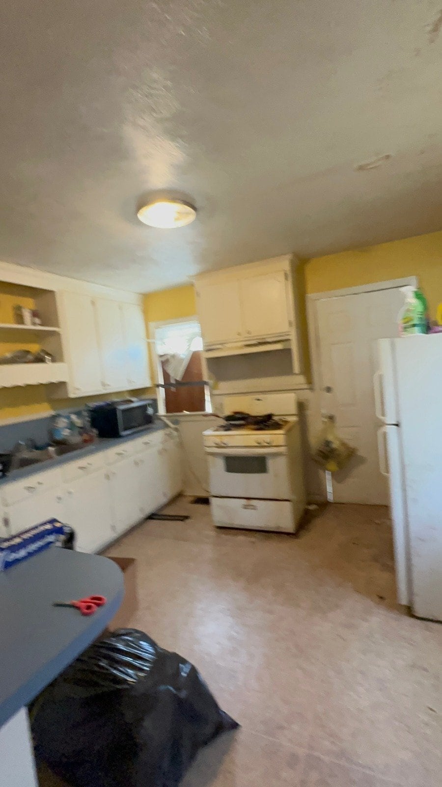 Building Photo - 3251 Meadow Ln