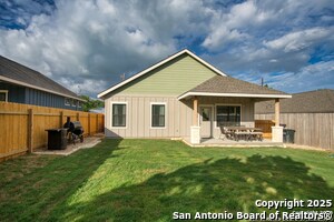 Building Photo - 1247 Green Hill Dr