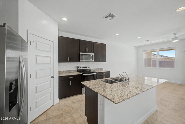 Building Photo - 5457 E Cinder Ln
