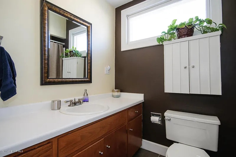 Building Photo - 301 15th Ave SW