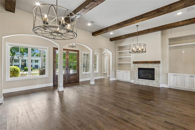 Building Photo - 2737 Farmers Branch Ln