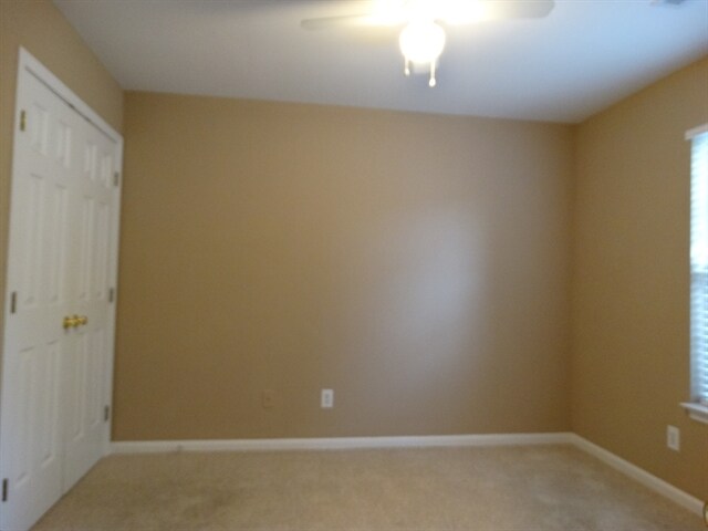 Building Photo - 306 Cedarcroft Dr