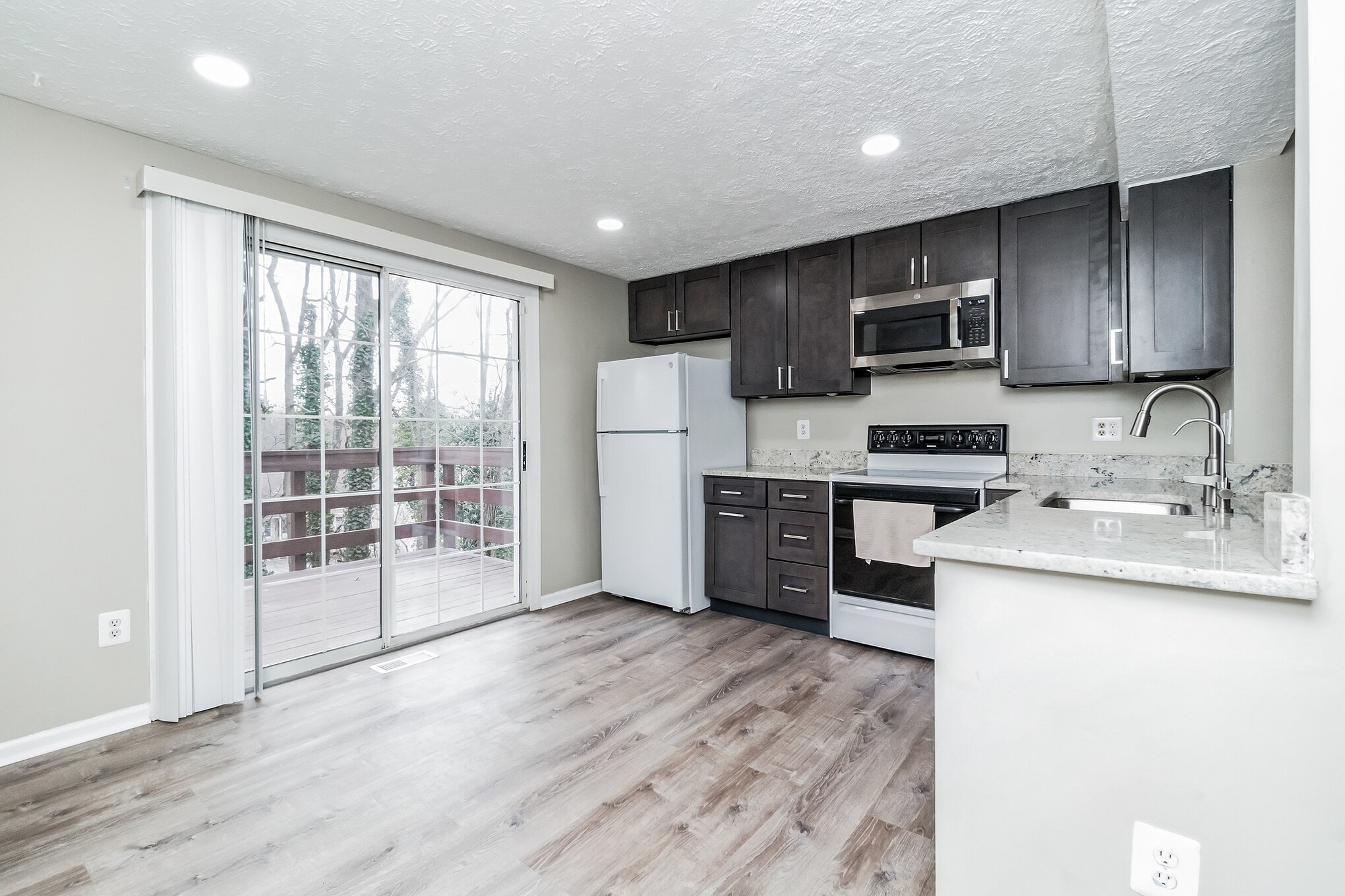 Building Photo - 1933 Belmont Ridge Ct