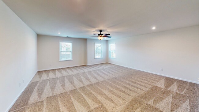 Building Photo - 1246 Ainslie Pl Rd