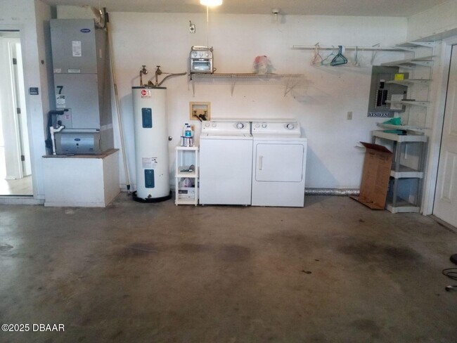 Building Photo - 428 Sandpiper Ct