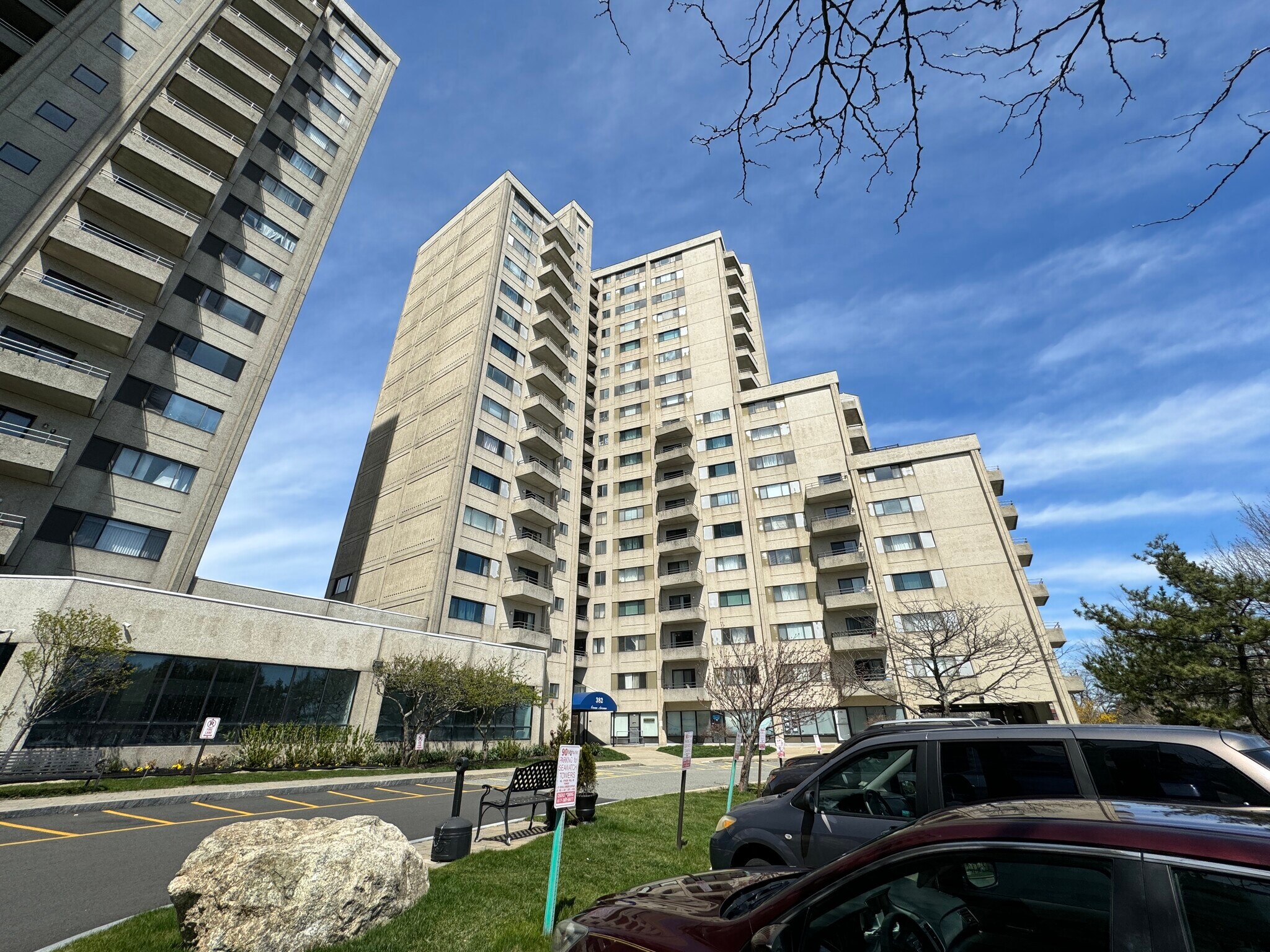 Building Photo - 382 Ocean Ave