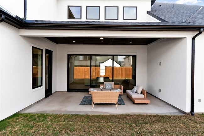 Building Photo - 10437 Milkweed Ct