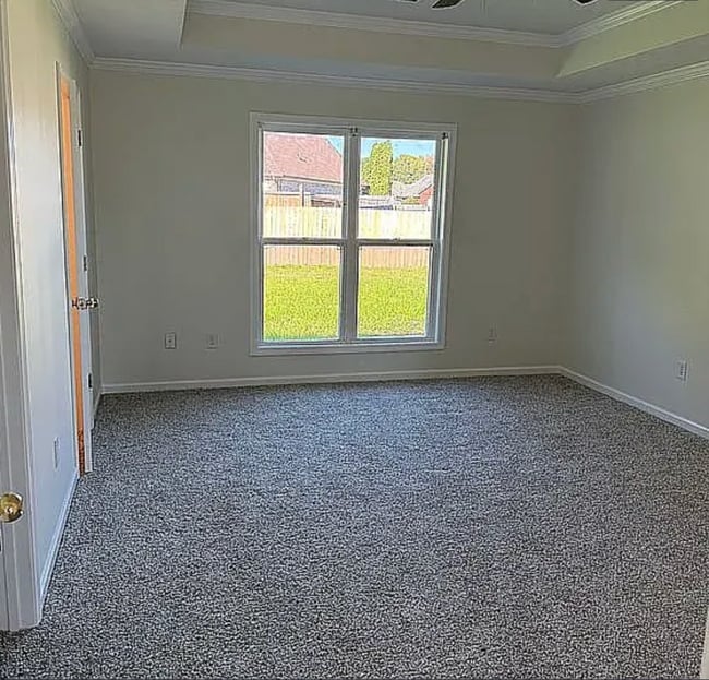 Building Photo - 1481 Middle School Rd