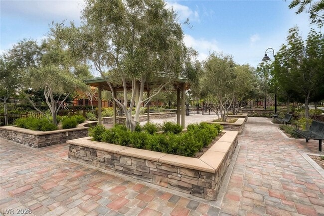 Building Photo - 2552 Sable Creek St