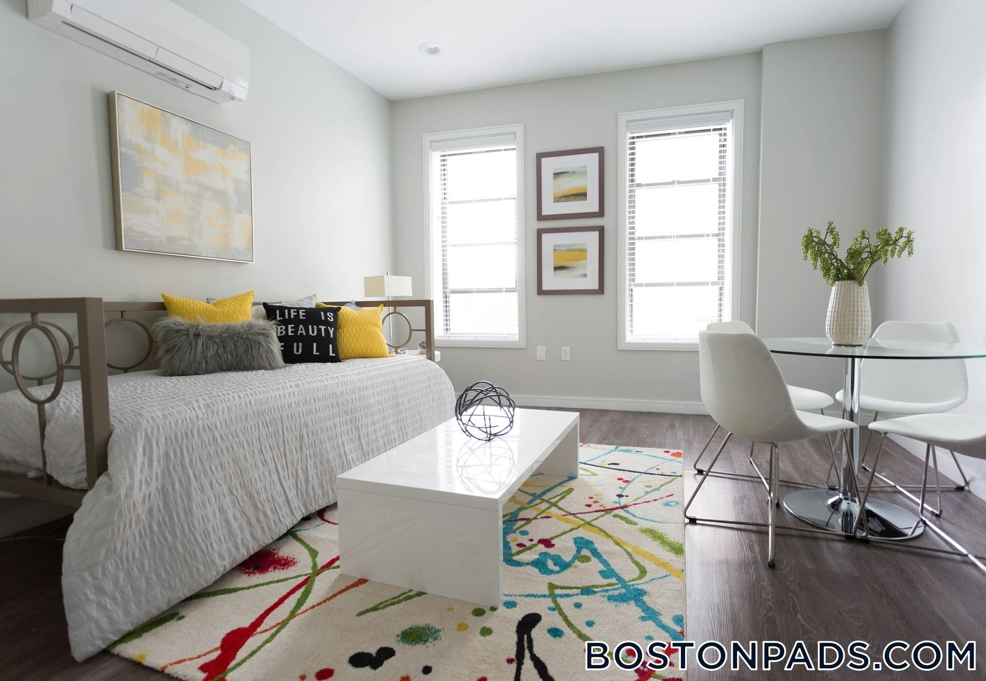 Building Photo - 82 Franklin St