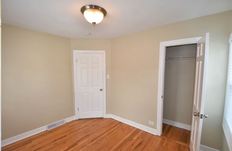 Building Photo - 9835 S 54th Ave