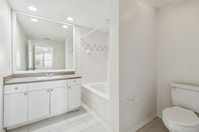 Building Photo - 501 S Moody Ave