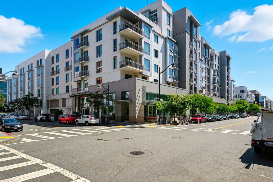 Building Photo - 1201 4th St