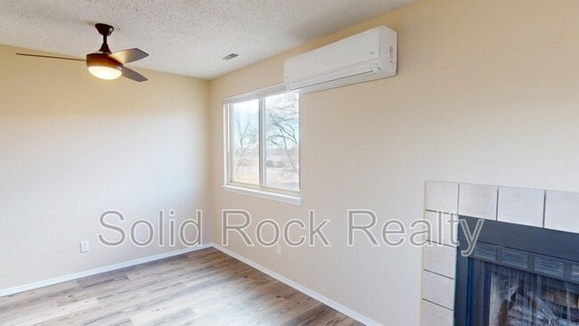 Building Photo - 1845 Zebulon Dr