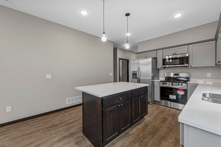 Building Photo - 2019 Essler Dr