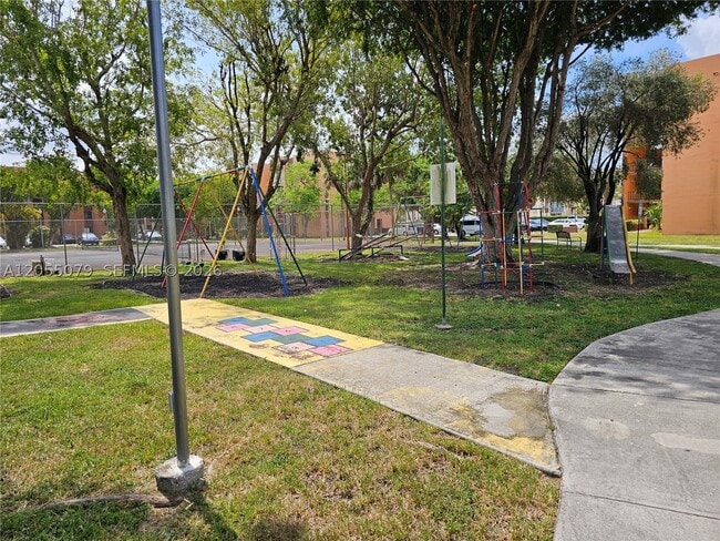 Building Photo - 9440 W Flagler St