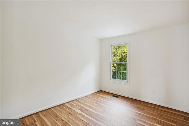 Building Photo - 18518 Gingerbread Ln