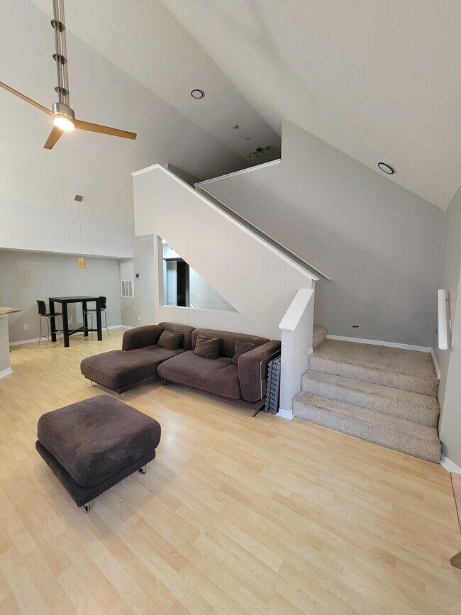 Building Photo - The Condo