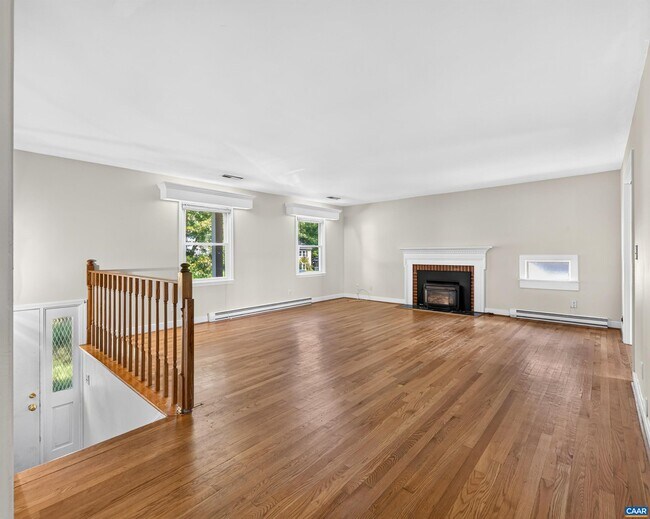 Building Photo - 308 Eastbrook Dr