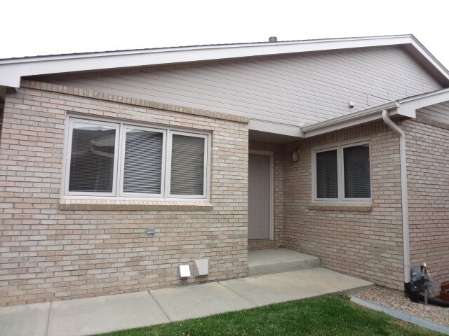Building Photo - 1618 Northbrook Dr