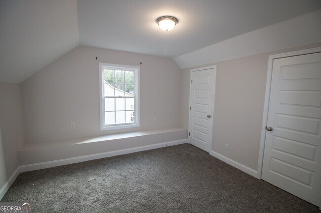 Building Photo - 603 N Kevin Ct