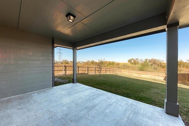 Building Photo - 19312 Hartwell Dr