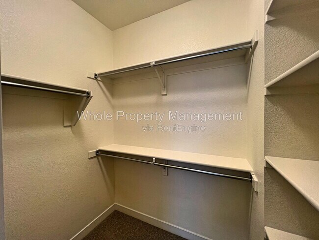 Building Photo - 2049 W 67th Pl