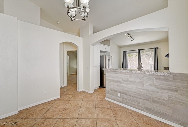 Building Photo - 9845 Lenox Crest Pl