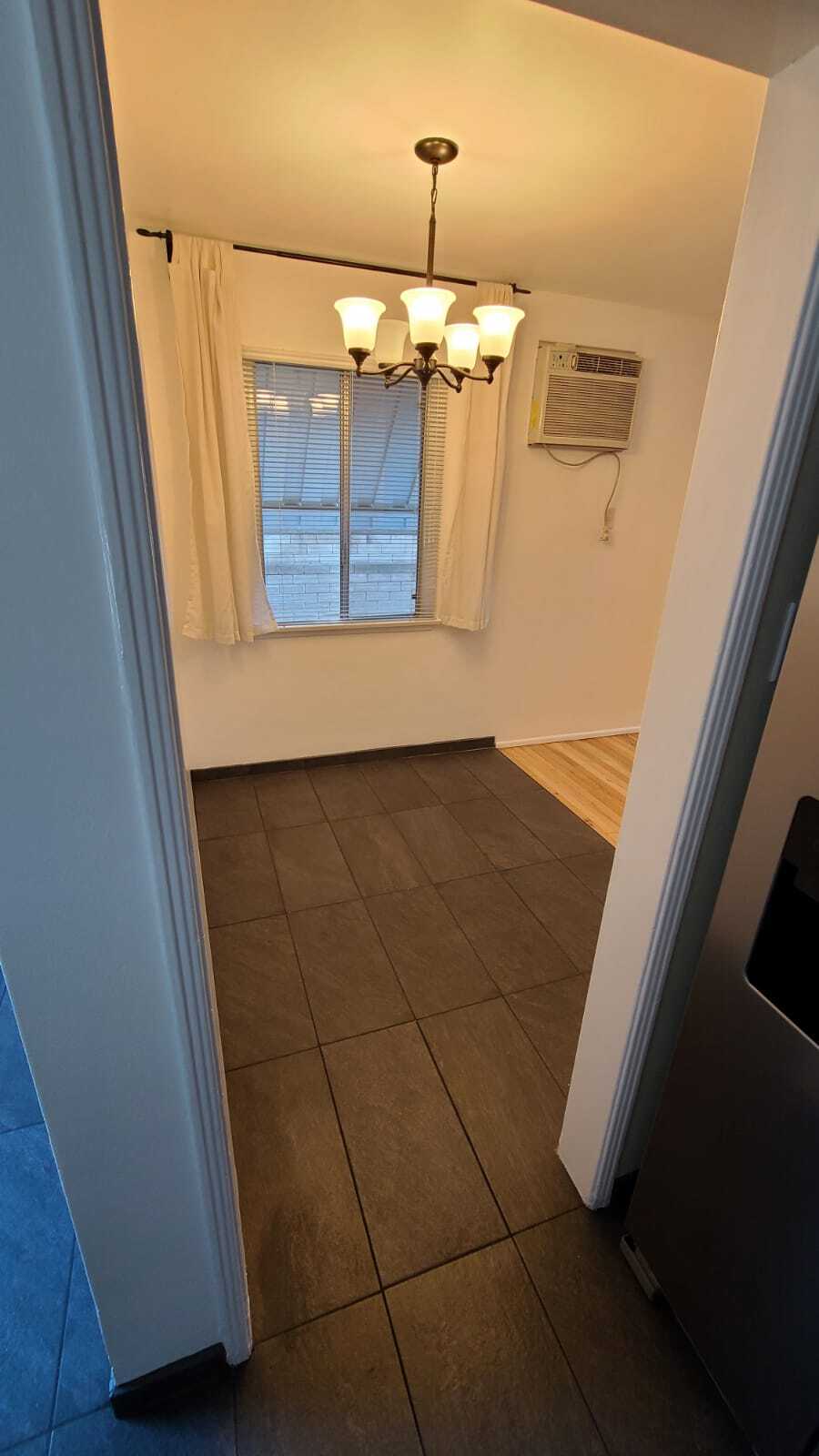 Dining Room - 539 N Rosemary Ln