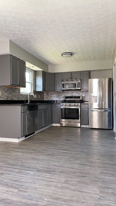 Building Photo - 3828 Longton Dr