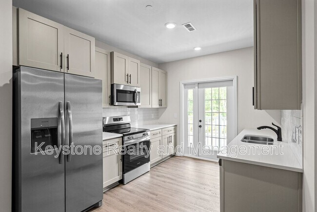 Building Photo - 15 D-112 Millswood Drive