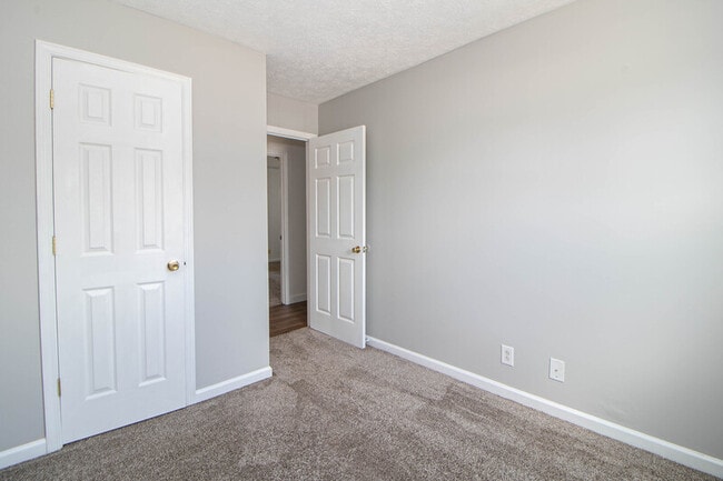 Building Photo - 107 Sidney Ct