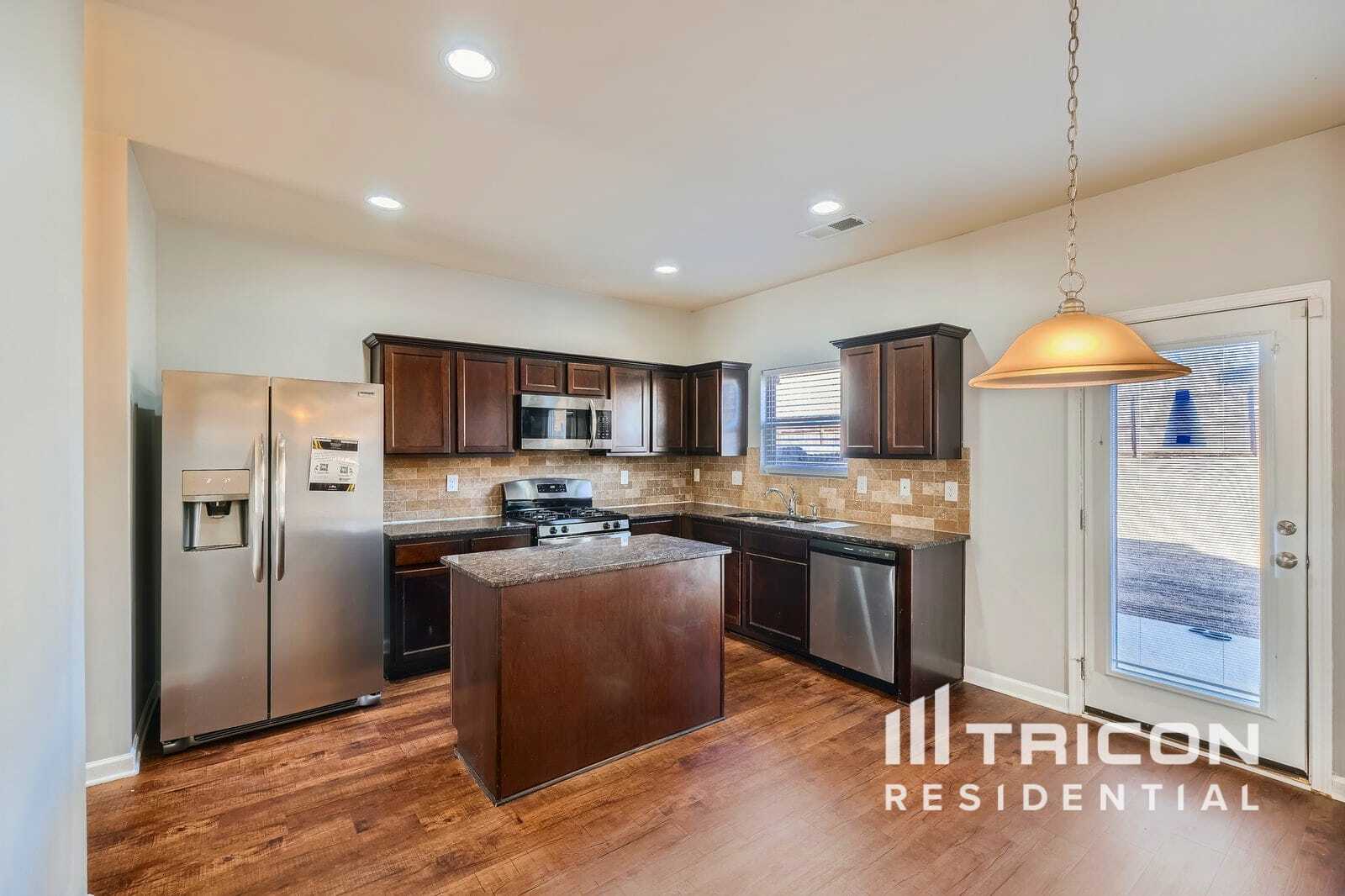 Building Photo - 143 Humphry Ct