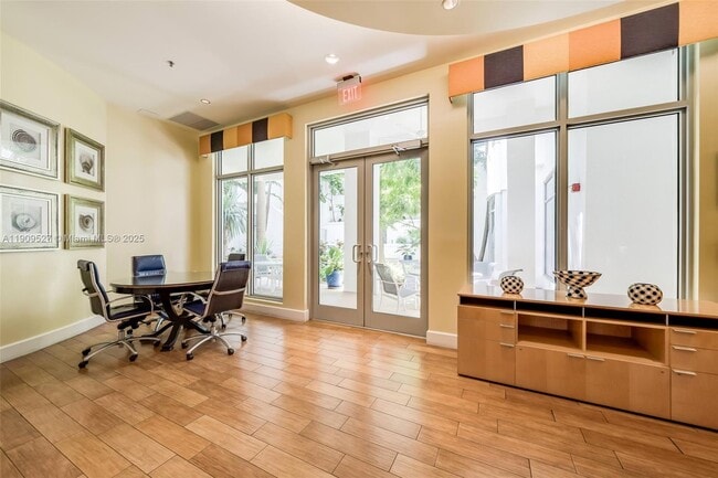 Building Photo - 1830 Radius Dr