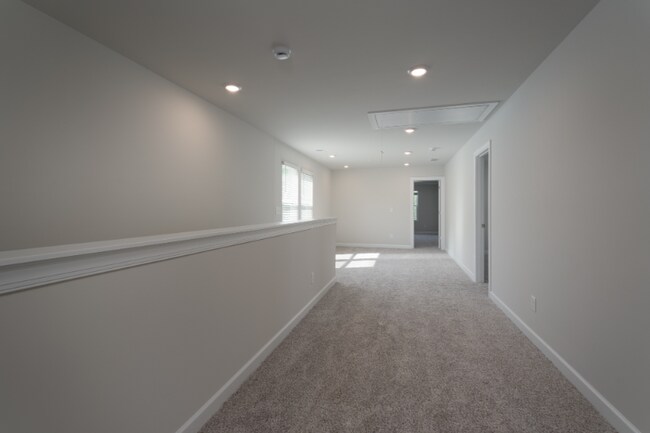 Building Photo - 516 Cedar Knoll Cir