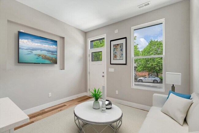 Building Photo - 3320 Michigan Ave