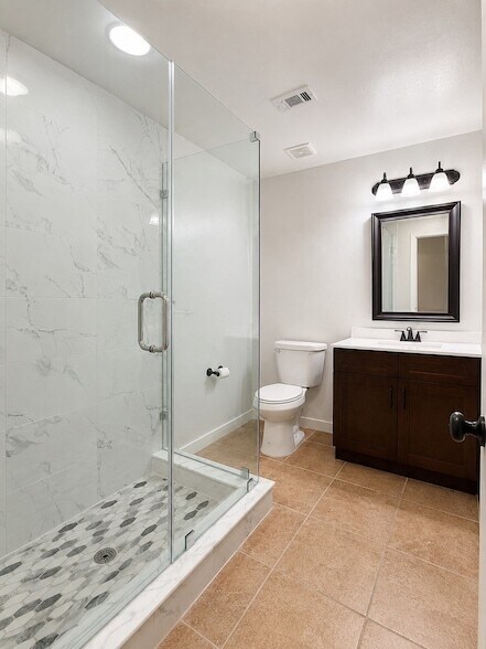 Building Photo - 1501 Toucan Dr