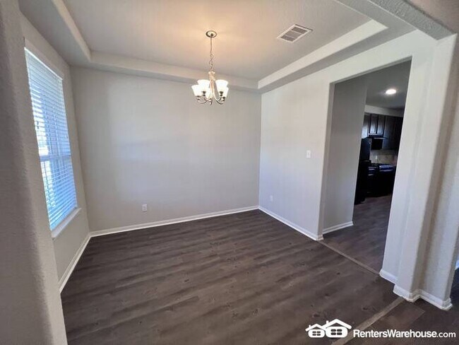 Building Photo - Welcome Home!